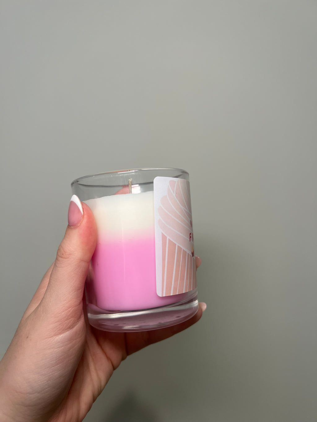 Vanilla Frosting Scented Candle 200g